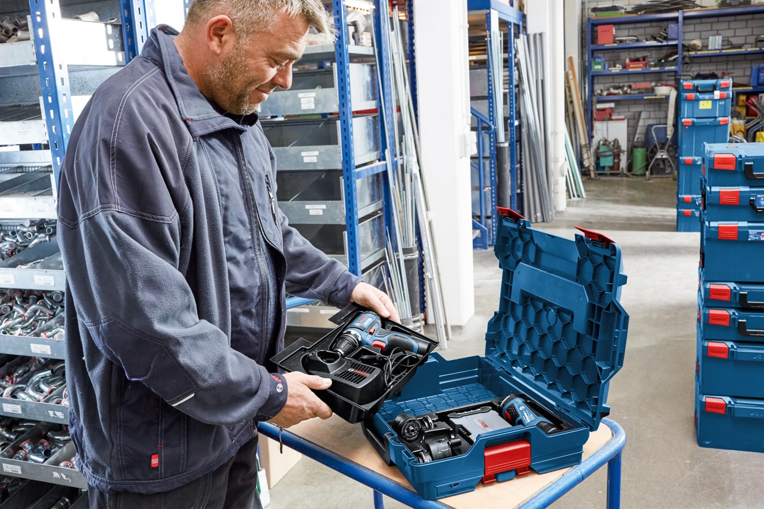 Bosch L-BOXX 136 Professional Carrying Case System, Easy Click Mechanism, Robust ABS Build, 360x444x151mm Outer & 302x386x114mm Inner Dimensions, 6 Months Warranty