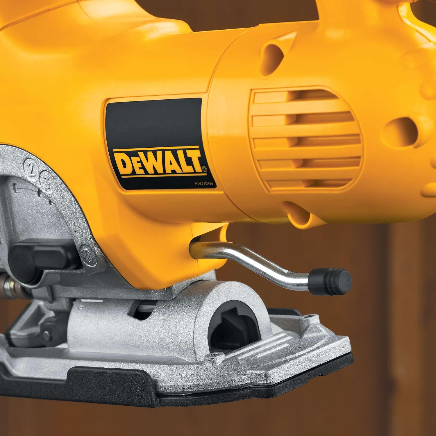 DEWALT DW331K-B1 701Watt Variable Speed Pendulum Jigsaw