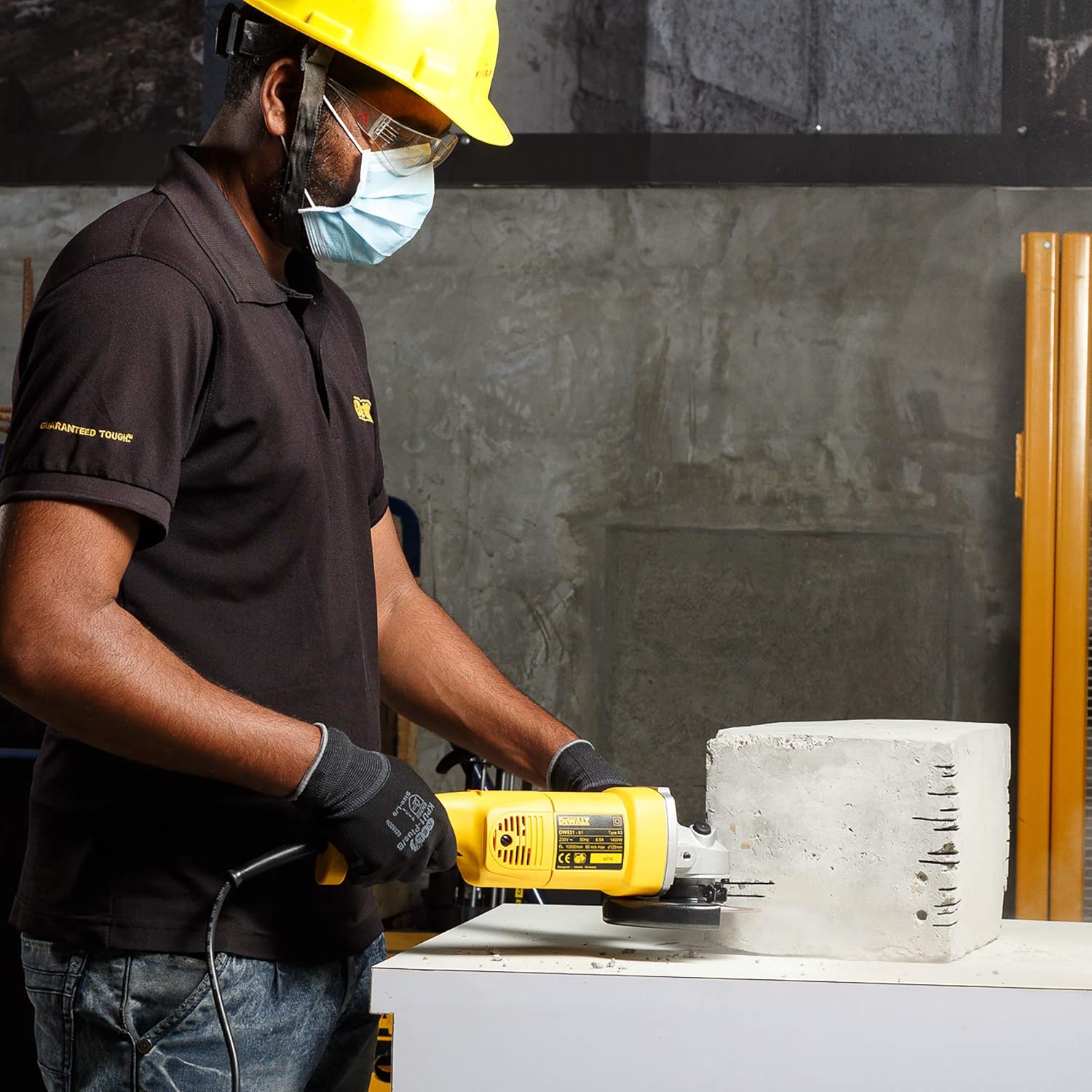 DEWALT DW831-IN 1400 Watt 125mm Heavy Duty Medium Angle Grinder